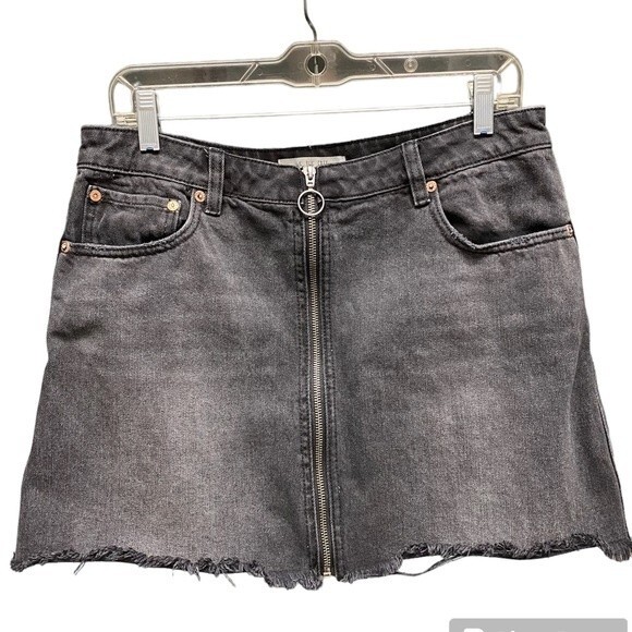 Free People Faded Black Distressed Zip Front A-line Raw Hem Denim Skirt 31 - Picture 1 of 13